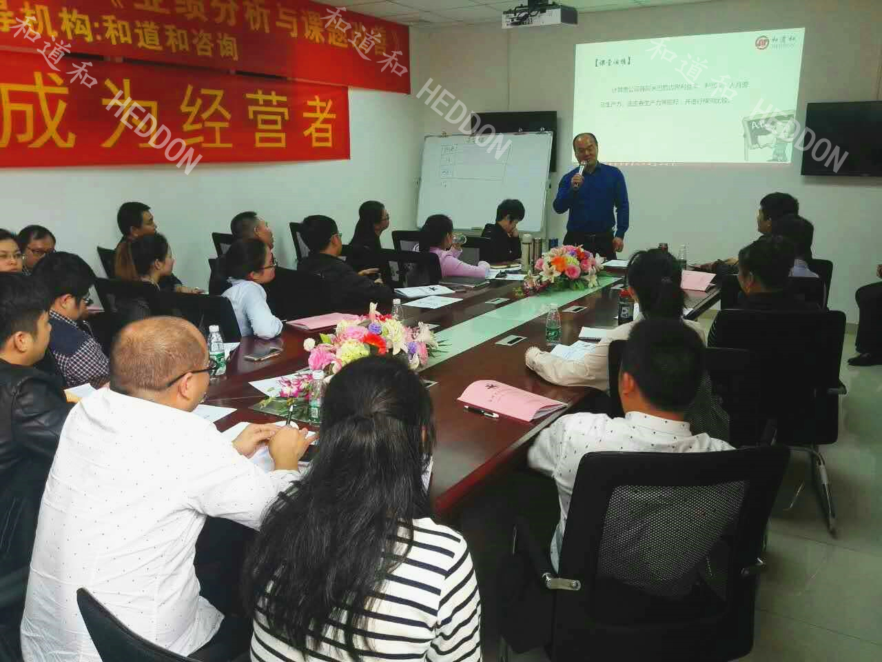 吳董_副本.jpg